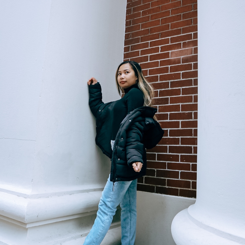 Meet your Posher, Deyna